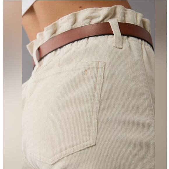 American Eagle Super High-Waisted Corduroy Paperbag Barrel Pants 16 Short Beige - Picture 3 of 11
